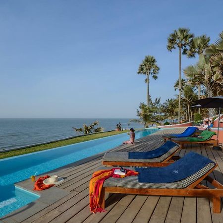 Ngala Lodge Fajara Eksteriør bilde