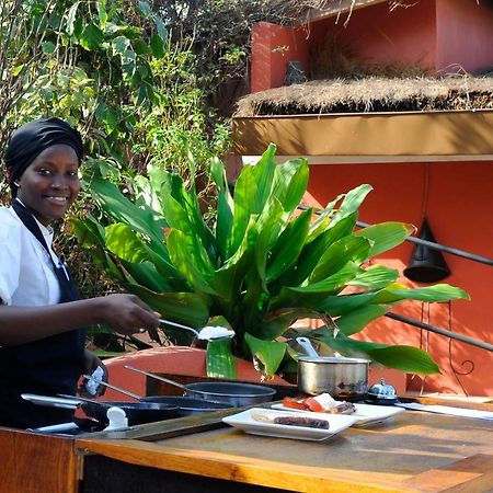 Ngala Lodge Fajara Eksteriør bilde