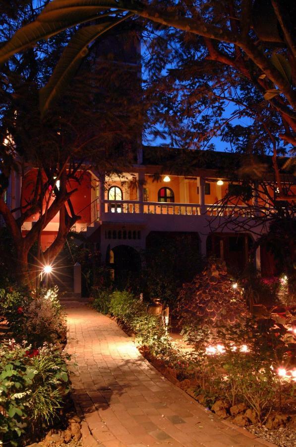 Ngala Lodge Fajara Eksteriør bilde