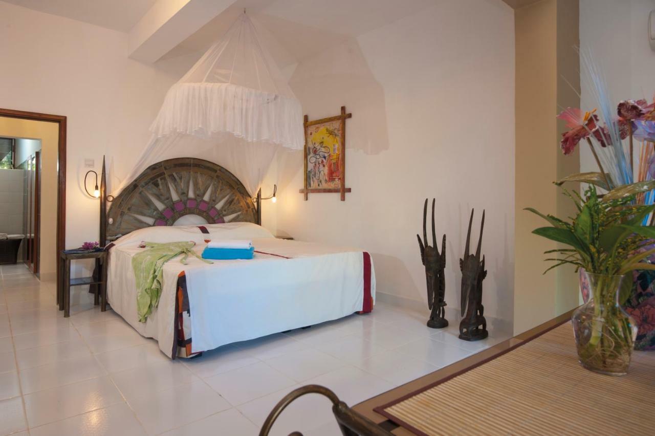 Ngala Lodge Fajara Eksteriør bilde